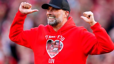 Rørende scener fra den siste kampen i Premier League denne sesongen